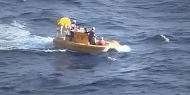 Pasajera de crucero rescatado después de caer por la borda en el Mar Caribe