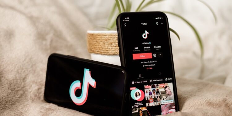 TikTok, donde nace la inspiración para los viajes de verano