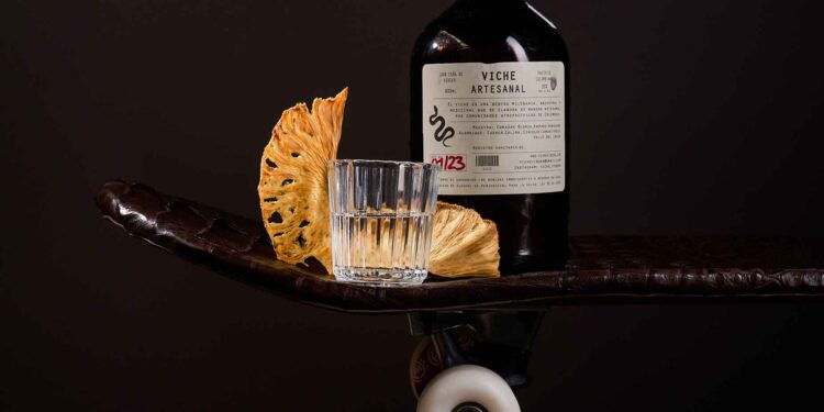 “El viche es el destilado del momento en Colombia”