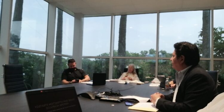 Gestiona gobierno de Abelina arribo de más cruceros al puerto