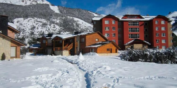 Se esperan más de 7 millones de turistas para las vacaciones de invierno: vuelos, precios y toda la oferta disponible