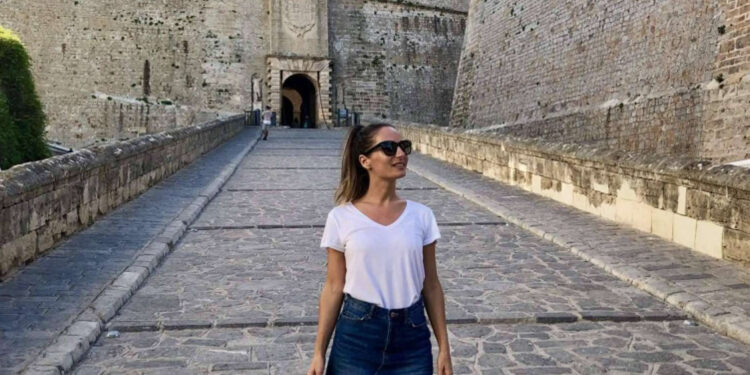 Conocer Ibiza en su más pura esencia con una guía