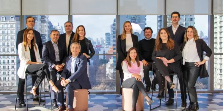 Nombre por nombre, as es la mesa chica de L'Oral