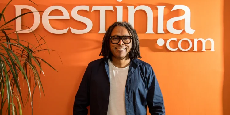 Destinia revoluciona la búsqueda y reserva de viajes gracias a ChatGPT