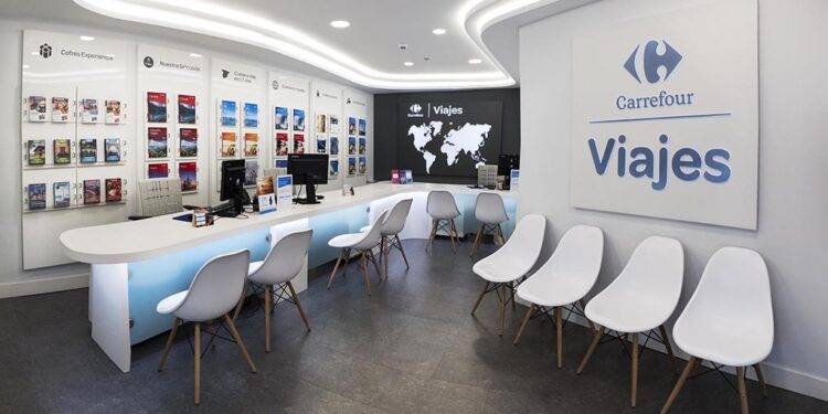 Esta nueva campaña publicitaria que presenta Viajes Carrefour ha sido creada por Distrito Agencia.