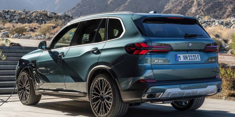 Los 7 mejores coches para viajar en familia este verano