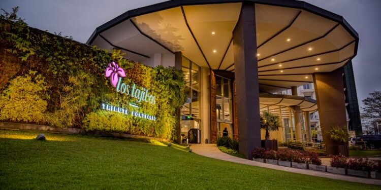 Los Tajibos, a Tribute Portfolio Hotel, es valorado como el hotel con mejor...