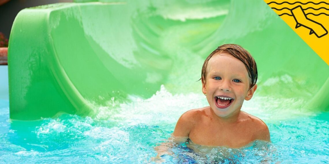 Los mejores hoteles con parque acuático para niños para que se tiren una y otra vez por los tobog...