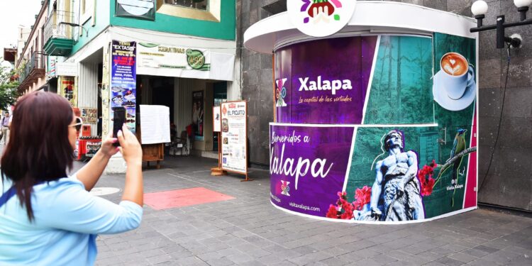 Renueva Ayuntamiento módulo de información turística en el Centro Histórico