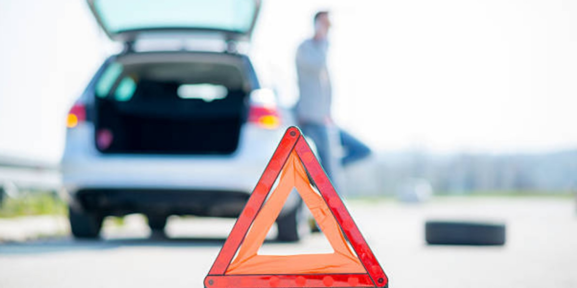 La DGT explica en qué lugares no serán obligatorios los triángulos a partir del 1 de julio