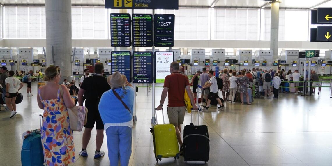 TARJETA SANITARIA EUROPEA | Cómo conseguir la tarjeta sanitaria europea para viajar este verano