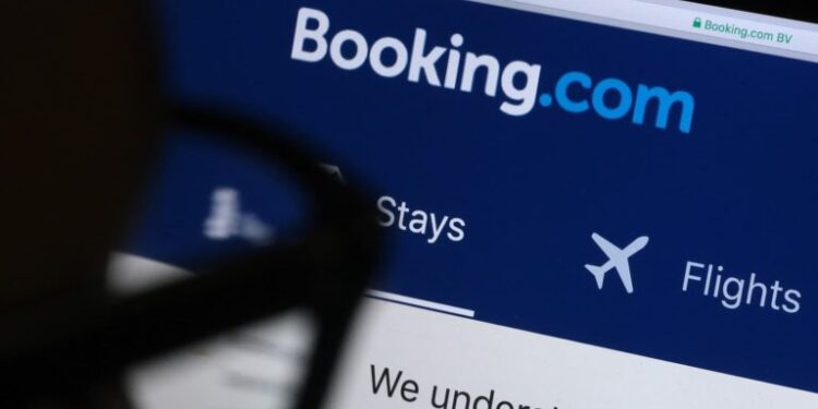 Booking utiliza Inteligencia Artificial para planear los viajes