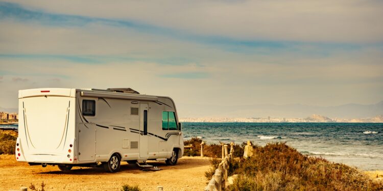 Las mejores rutas para viajar en autocaravana por Andalucía