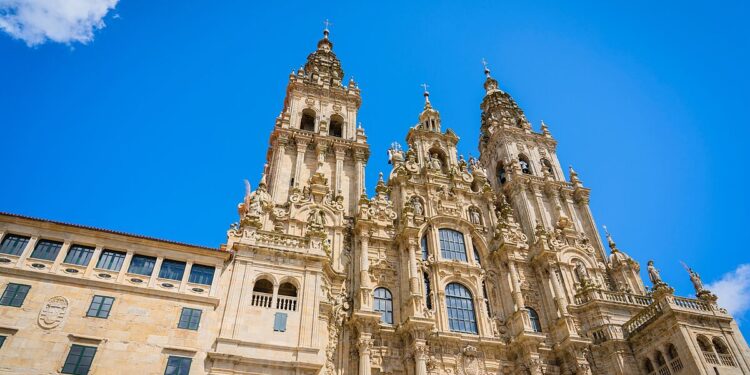 El (sorprendente) destino de España al que más viajaremos este verano es...