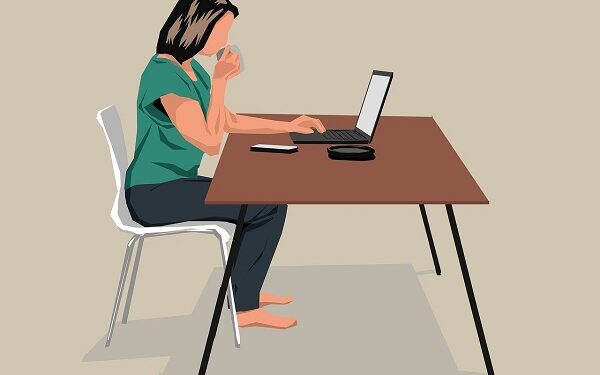 Edutech otorgará 100 becas para apoyar la inclusión femenina en el sector tech