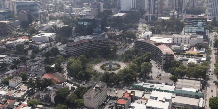 Resalta progresos socioeconómicos – Diario de Centro América