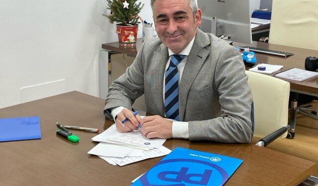 Barrachina acusa a Snchez de perjudicar la indstria turstica de la Comunitat per la seua falta de gesti en l'Imserso