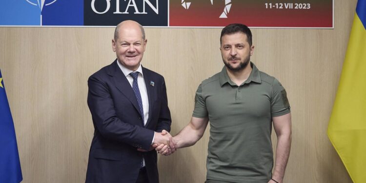 Scholz pide ampliar las conversaciones de paz para Ucrania entre dudas sobre la entrega de misiles crucero