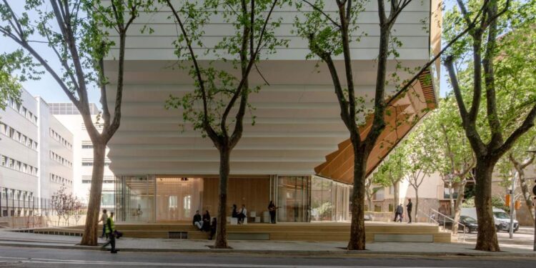 Así es la Gabriel García Márquez de Barcelona, la mejor biblioteca pública del mundo