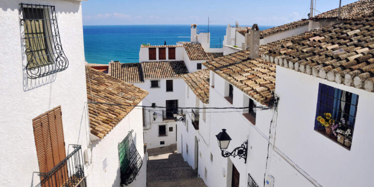 El encantador pueblo de Alicante de aire mediterráneo y herencia morisca