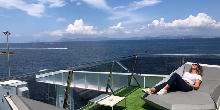 El tráfico en ferri crece a la estela del éxito turístico de València