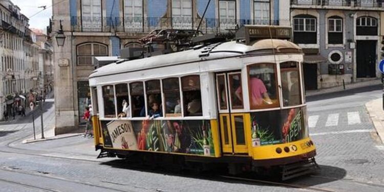 JAVIER FIGUEIREDO: La desmesura turística