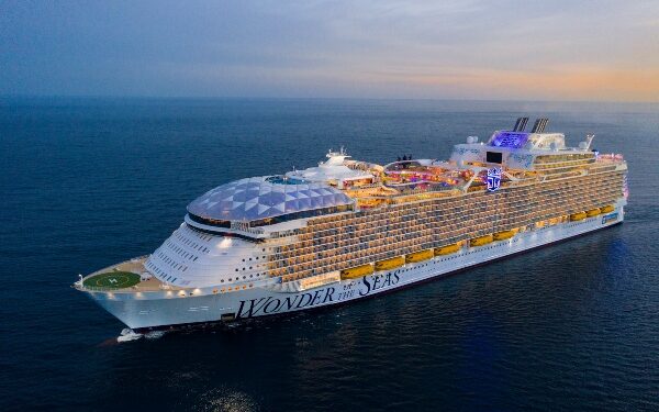 Reportan caída de pasajero en crucero Wonder of the Seas