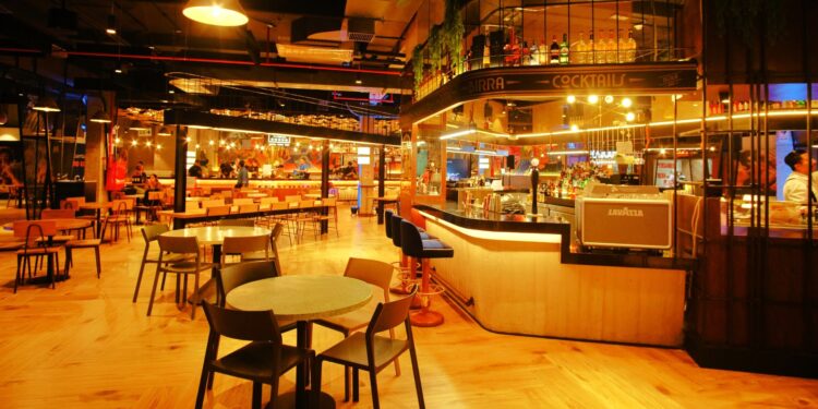 ¡Abrió sus puertas "Salazar Food & Drinks"! El nuevo e innovador espacio gastronómico de Larcomar