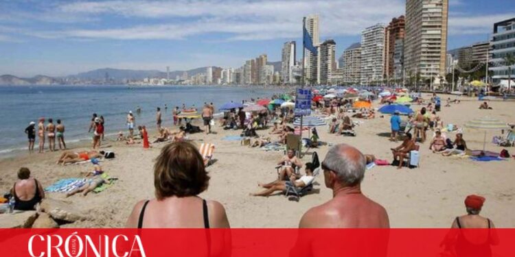 La pugna empresarial por los viajes del Imserso obliga a retrasar su venta