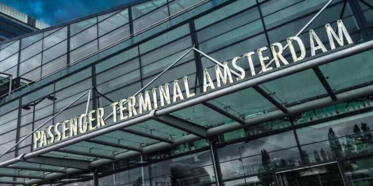 Terminal Ámsterdam
