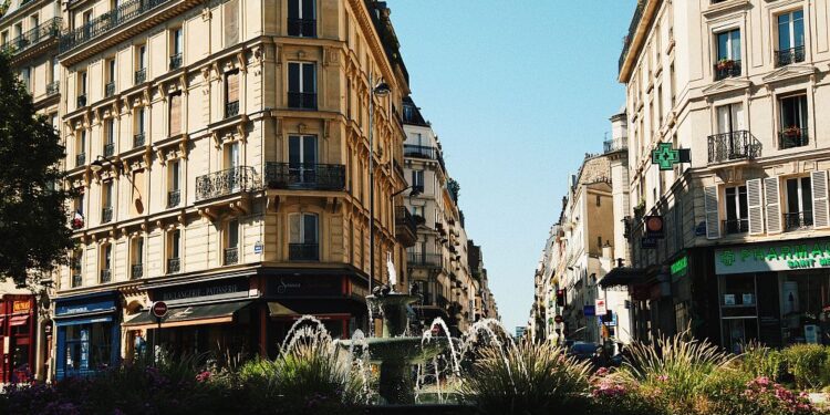 Las farmacias francesas se convierten en la última tendencia de viaje en TikTok entre los estadounidenses