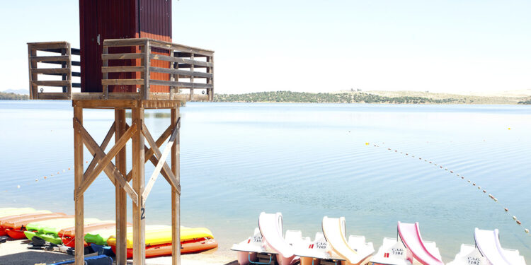 Los mejores baños de agua dulce: todas las playas de Extremadura con Bandera Azul