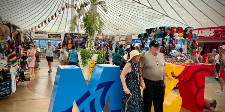 Regresan cruceros a Mazatlán tras mal tiempo por “Hilary” – Cafe Negro Portal