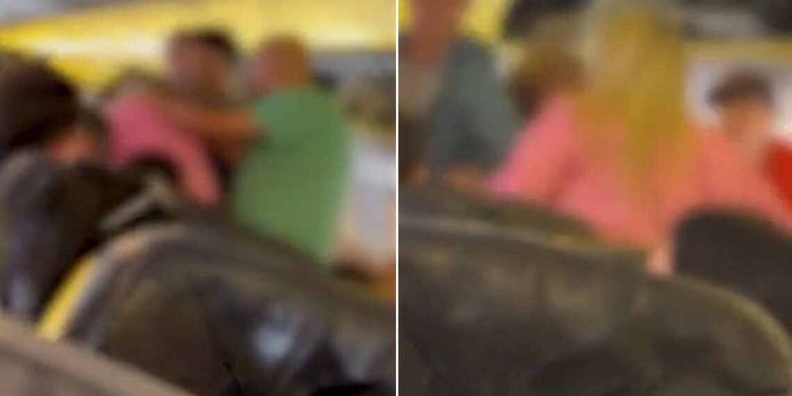 Niños lloran por agresiva pelea entre una mujer “borracha” y un pasajero en vuelo de Ryanair