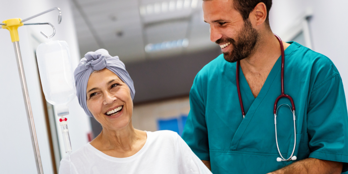 Pacientes con cáncer en vulnerabilidad social tendrán viajes gratis a hospitales del GAM para recibir tratamiento