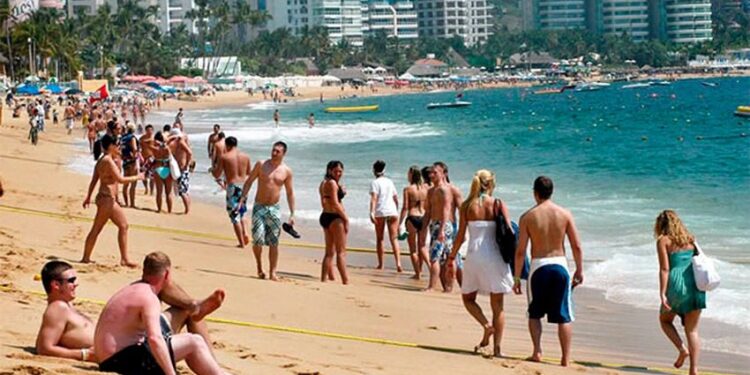 Aumenta Aeropuerto de Cancún sus pasajeros en julio – Luces del Siglo