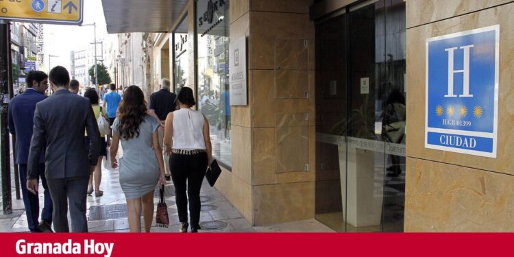 Los hoteles de cuatro y cinco estrellas de Granada, cerca del lleno en las fechas de la Cumbre Europea de octubre