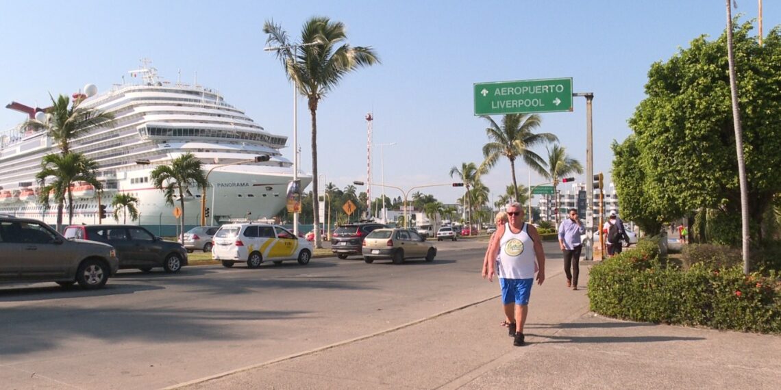 Vallarta rebasa los 374 mil cruceristas en 7 meses 