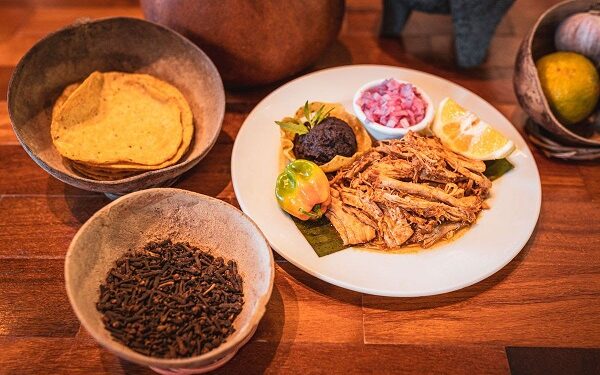 Estas Fiesta Patrias deleitate con tres platillos típicos de Yucatán
