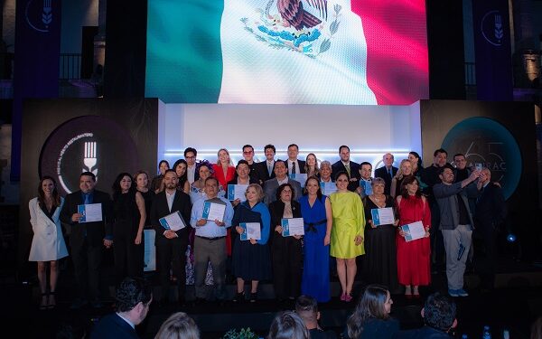 La Canirac celebro los 32 años del Premio al Mérito Restaurantero