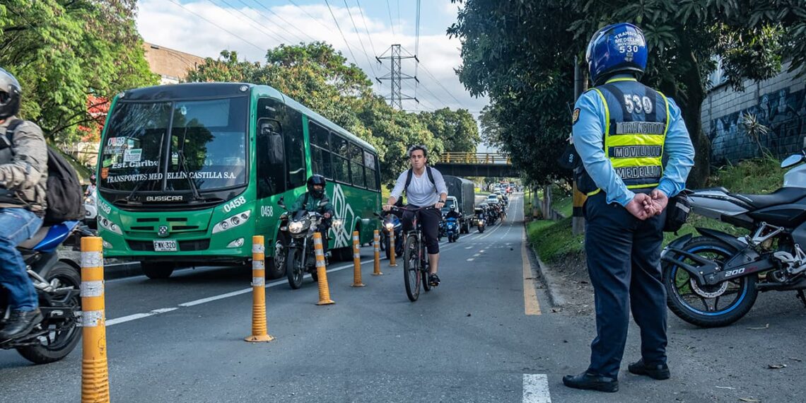 Más controles en vías exclusivas de Metroplús y ciclorrutas, en Medellín