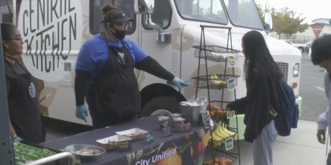 Sacramento City Unified food truck expands to serve more students