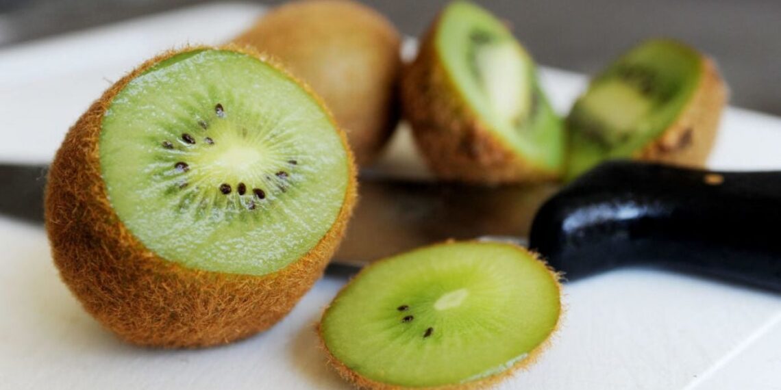 Five mistakes parents make when helping kids eat healthy food
