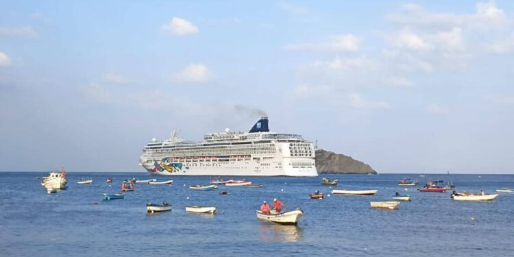 Línea de cruceros internacional abre convocatoria de empleo en Santa Marta