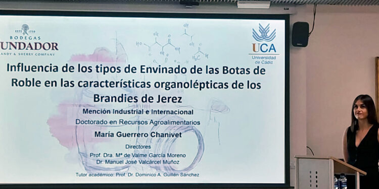 ‘Cum Laude’ para la primera tesis del doctorado UCA Recursos Agroalimentarios con la doble mención Industrial e Internacional