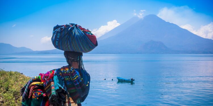 Lago Atitlán: cómo elegir en cuál de sus pueblos quedarte