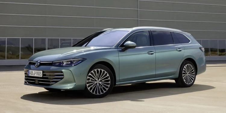 Volkswagen Passat 2024 se anticipa a Munich