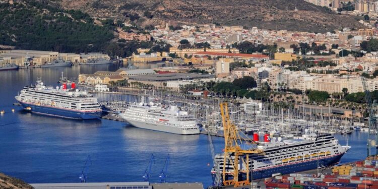 El Puerto de Cartagena recibirá 65 cruceros este otoño