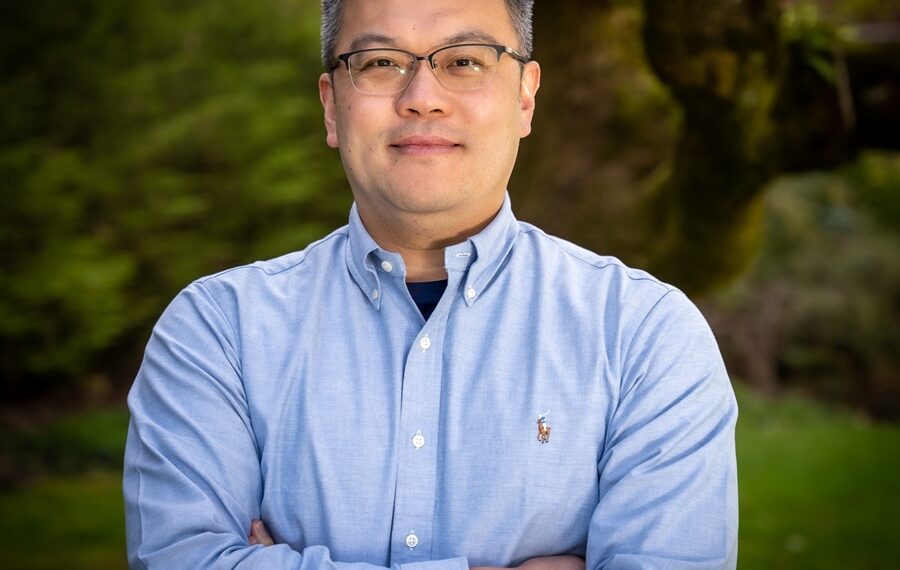 Si Hong Park to Present Microbiome in Human Life in Food Science Seminar Today
