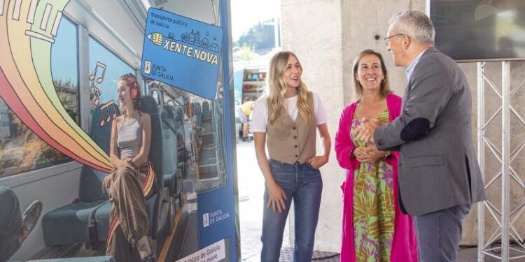 Ethel Vázquez avanza el objetivo de la Xunta de conseguir en 2023 los 6 millones de viajes gratis en transporte público por parte de los menores de 21 años, 1 millón más que en 2022